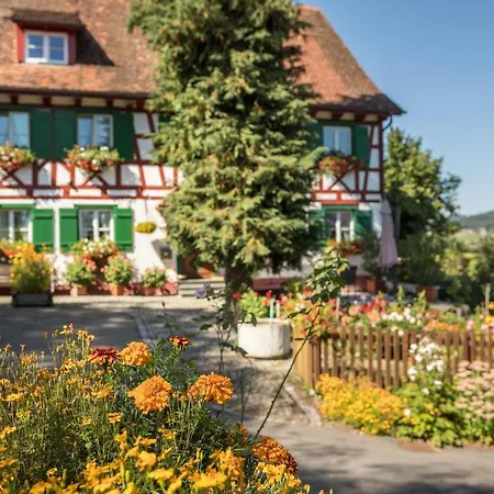 Lägenhet Risthof 1 Owingen