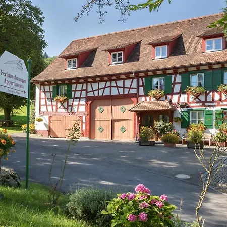 Risthof 1 *
